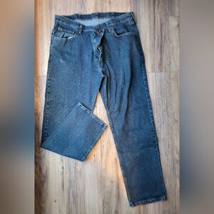Wrangler Men's Regular Fit 38 x 30 Jeans NWOT